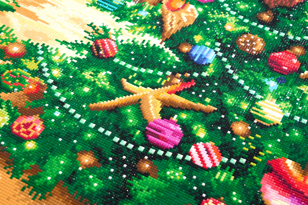 Diamond Painting Beach Christmas Tree 27.6" x 38.6" (69.9cm x 97.8cm) / Square with 65 Colors including 4 ABs and 3 Fairy Dust Diamonds / 110,433