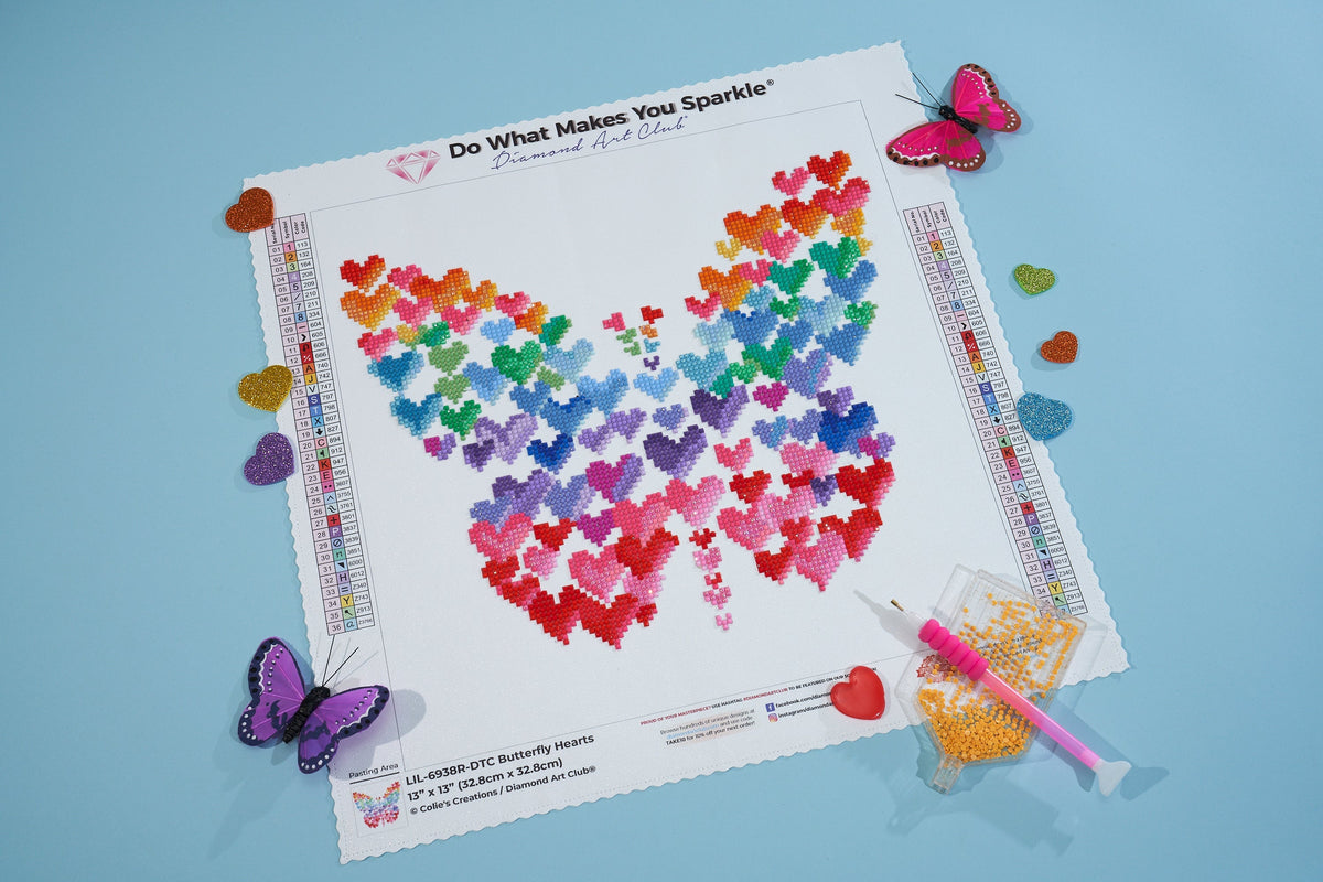 Diamond Painting Butterfly Hearts 13" x 13" (32.8cm x 32.8cm) / Round With 36 Colors including 2 AB and 4 Fairy Dust Diamonds / 4,557