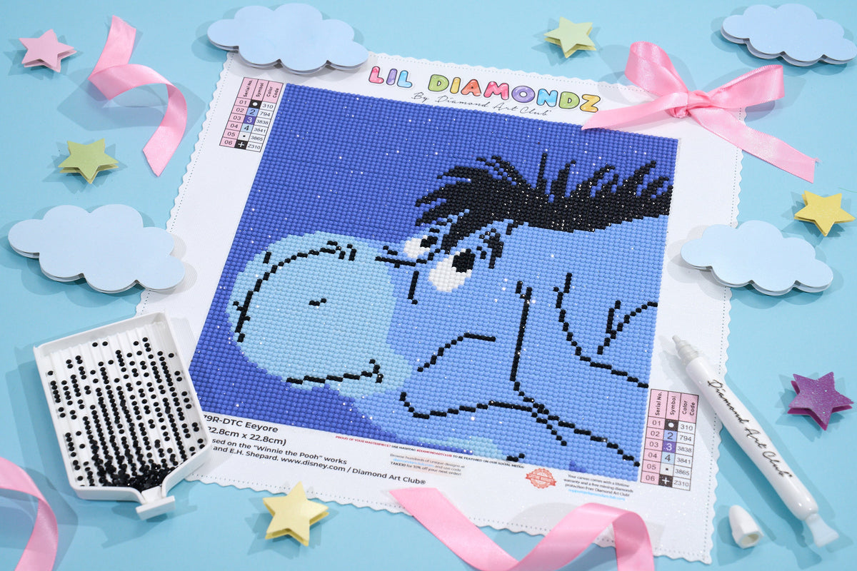 Diamond Painting Eeyore 9" x 9" (22.8cm x 22.8cm) / Round with 6 Colors including 1 Fairy Dust Diamond / 6,889