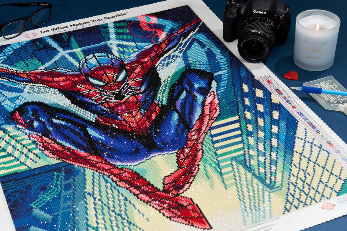 Diamond Painting Friendly Neighborhood Spider-Man™ 20" x 26" (50.7cm x 65.8cm) / Round with 49 Colors including 4 ABs / 42,535