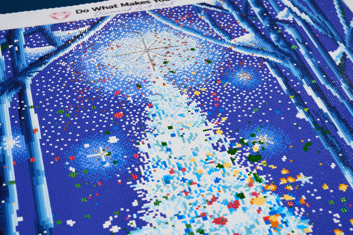 Diamond Painting Holiday Tree of Sparkles 22" x 31" (55.8cm x 78.7cm) / Square With 34 Colors Including 2 ABs and 3 Fairy Dust Diamonds and 1 Iridescent Diamond / 70,784