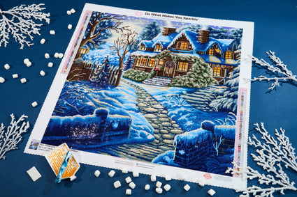 Diamond Painting Home for the Holidays 22" x 22" (55.8cm x 55.8cm) / Square with 45 Colors including 3 ABs and 2 Fairy Dust Diamonds / 50,176