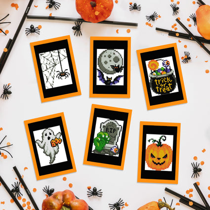 Diamond Painting Mini Dazzles™ - Halloween 4" x 6" (10.2cm x 15.2cm) / Square With 13 Colors Including 1 AB and 12 Fairy Dust Diamonds / 4,426