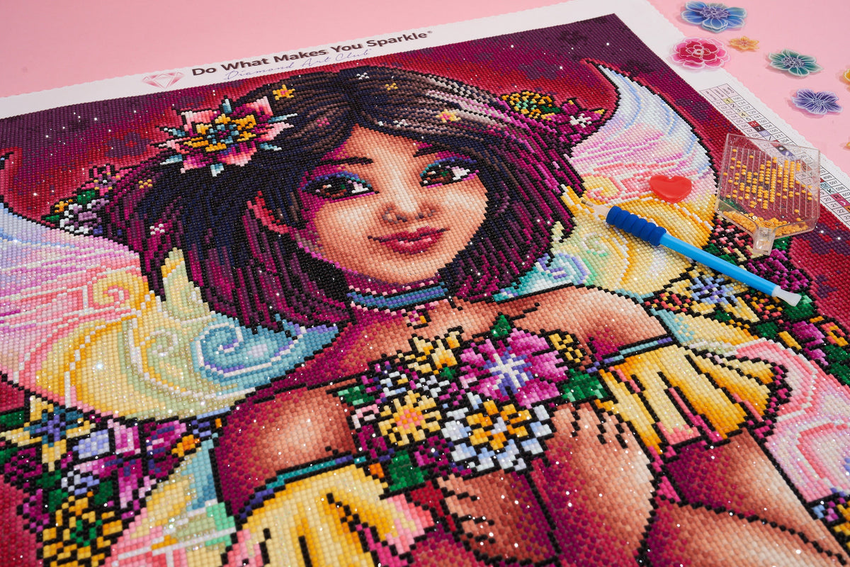 Diamond Painting Naoko 22" x 22" (55.8cm x 55.8cm) / Round with 63 Colors including 5 ABs and 2 Fairy Dust Diamonds / 39,601